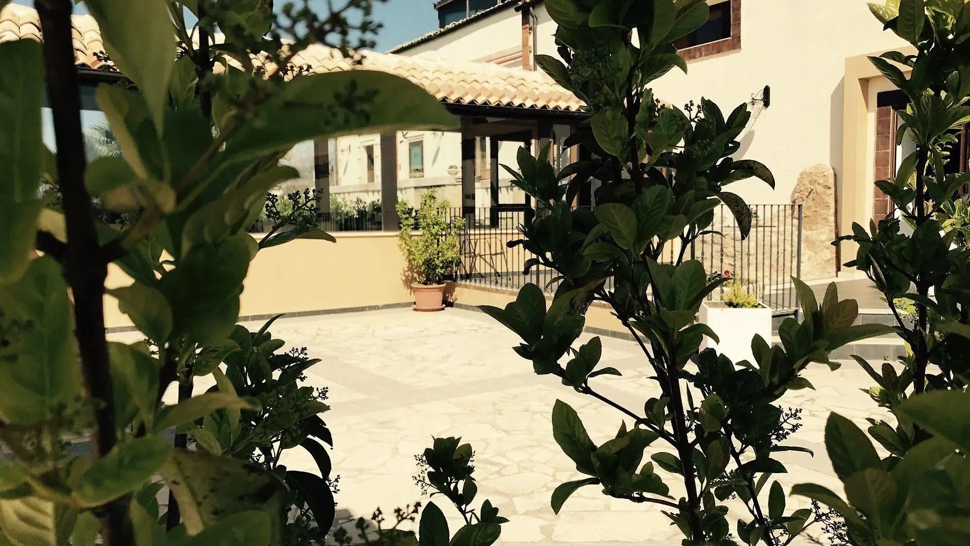 Domus Aurea Resort Ragusa 4*,  Italy